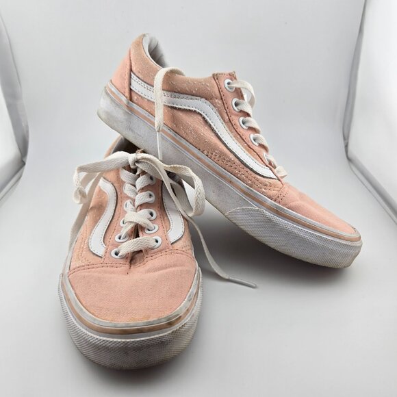 CLEARANCE • Vans • Sneakers • Size 5 - Picture 7 of 9